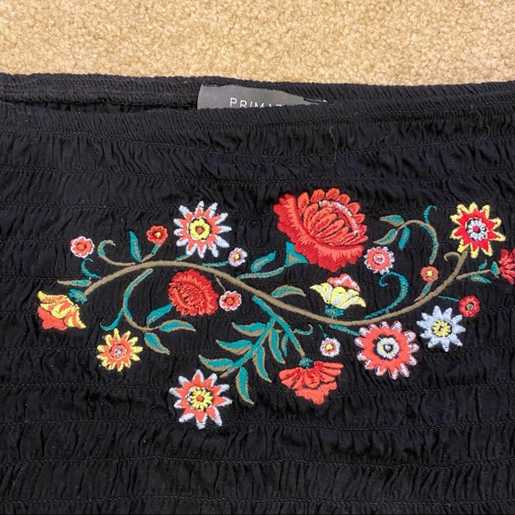 Primark Smocked Crop with Floral Embroidery - Picture 2 of 7